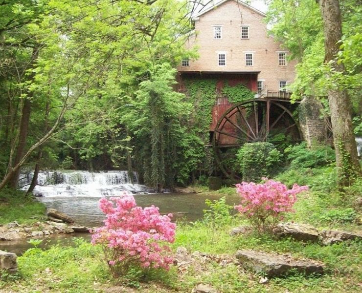 beautiful photo of Falls Mill in Elora TN
