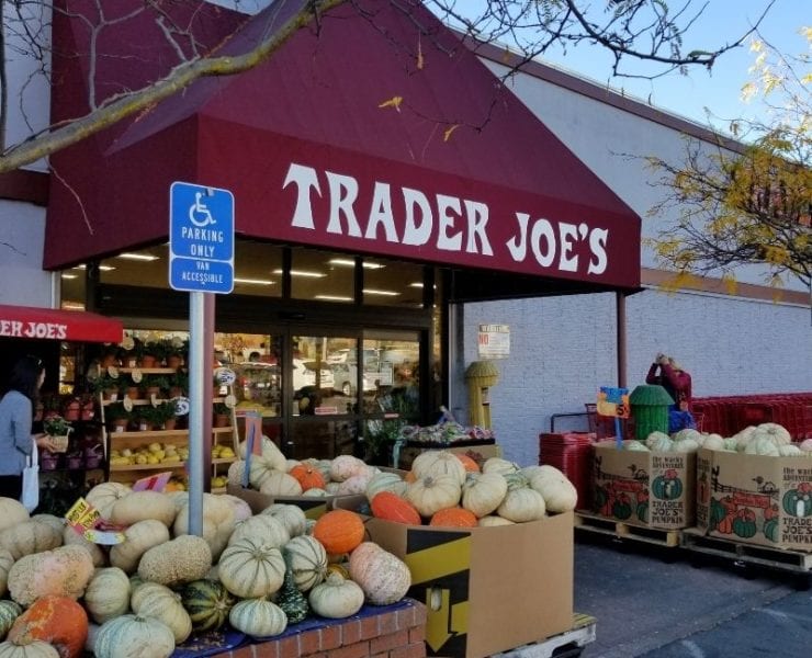 grocery store front of Trader Joe's