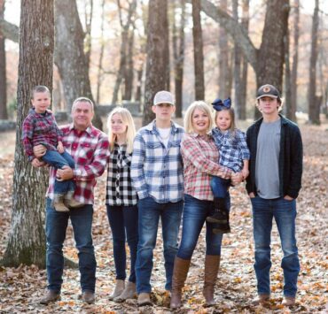 family photo of Lindsey Barron, new COO of Rocket City Mom in Huntsville Alabama