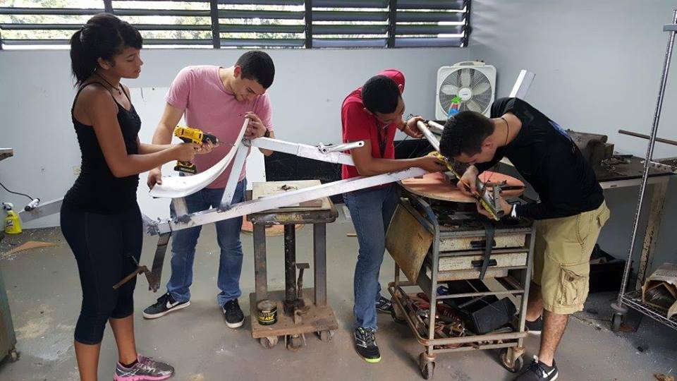 A team from the University of Puerto Rico in Humacao prepares for the Challenge.