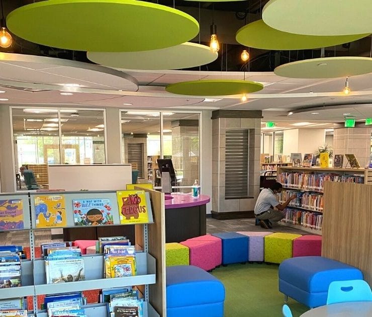books and shelves at the new North Huntsville Library